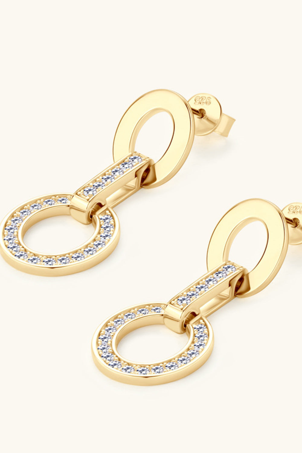 e80d79152c154d5bb98c5095085b4c26-Max